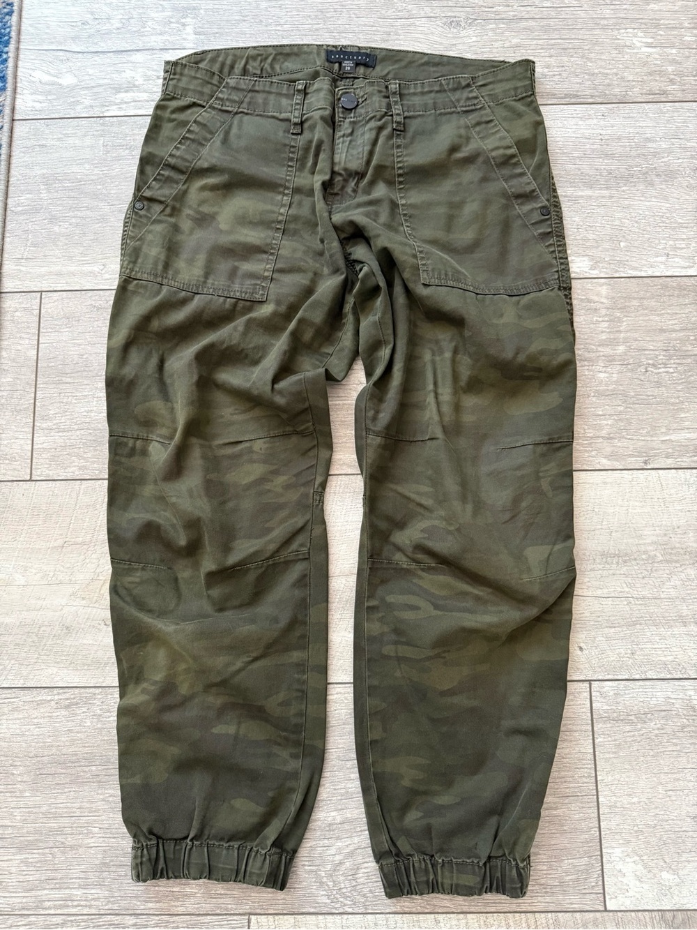 Sanctuary Women’s Rebel Pants Olive Camo Cargo Pants